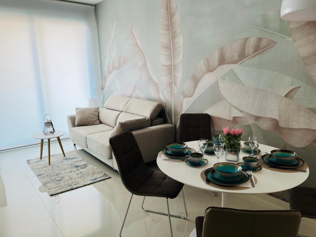New 2022 Casanovas-Apartment Torrevieja Center Экстерьер фото