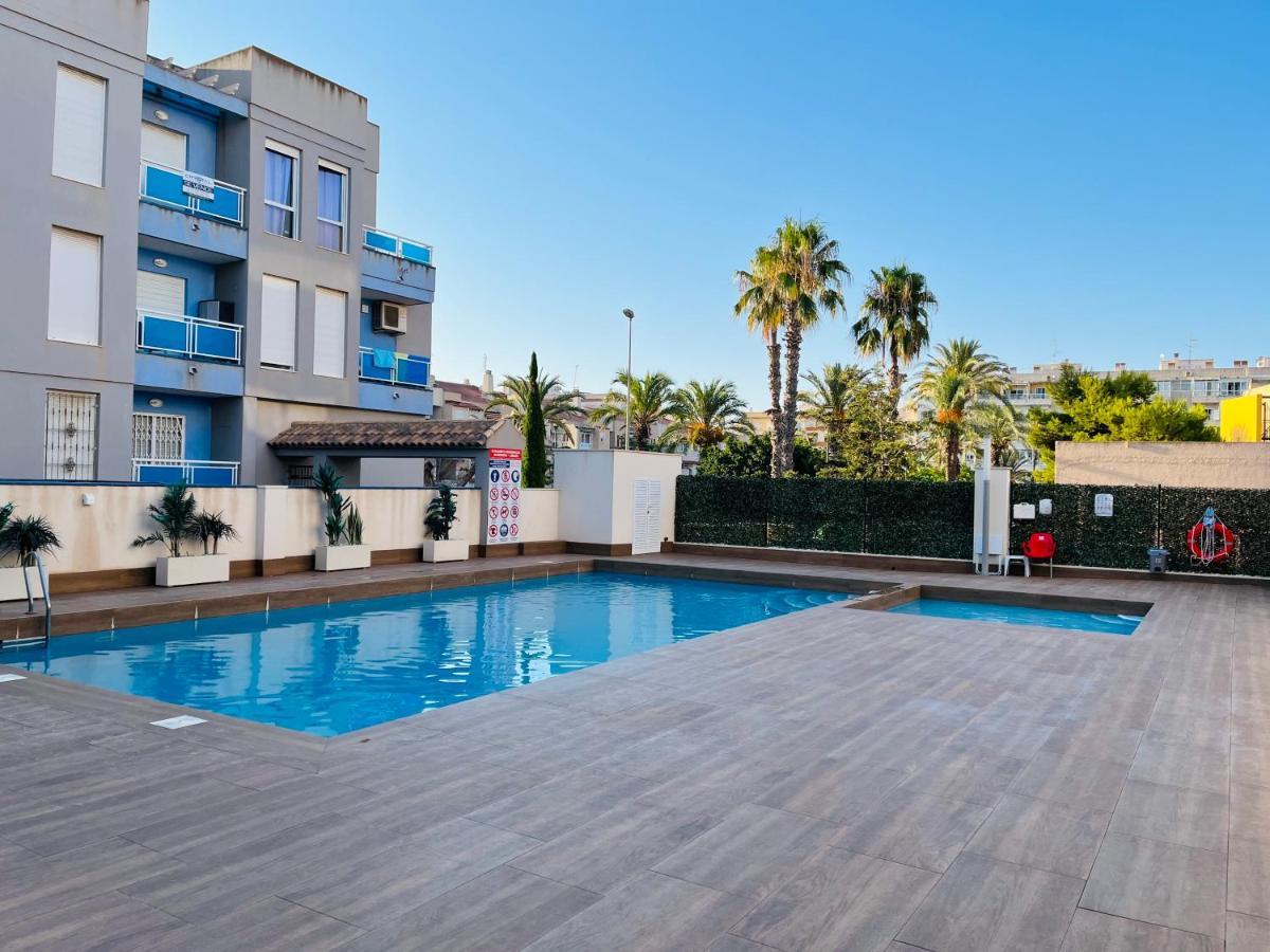 New 2022 Casanovas-Apartment Torrevieja Center Экстерьер фото
